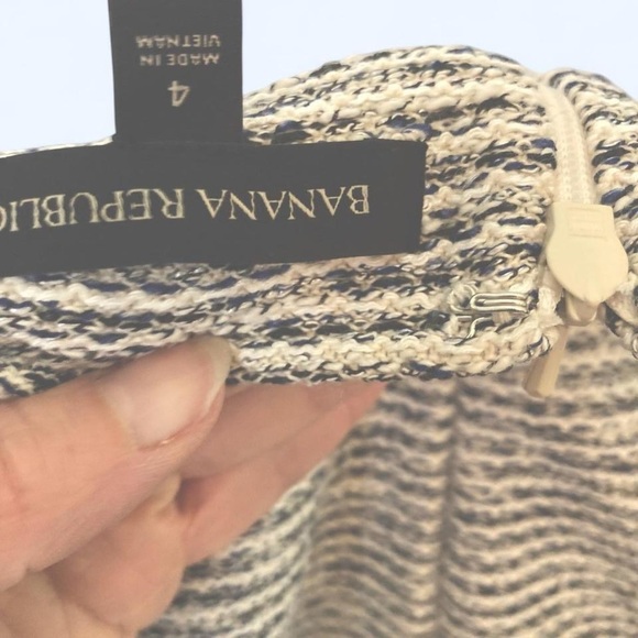 Banana Republic Cream Ribbed Pencil Skirt 4 - Picture 3 of 3